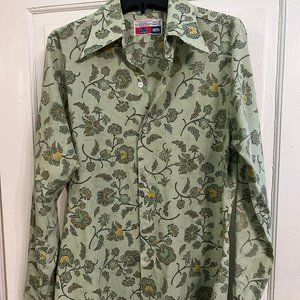 Authentic 1970s Vintage Pattered long sleeve shirt